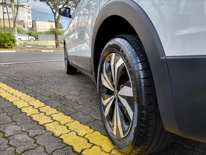 T-CROSS 1.4 250 TSI TOTAL FLEX HIGHLINE AUTOMÁTICO