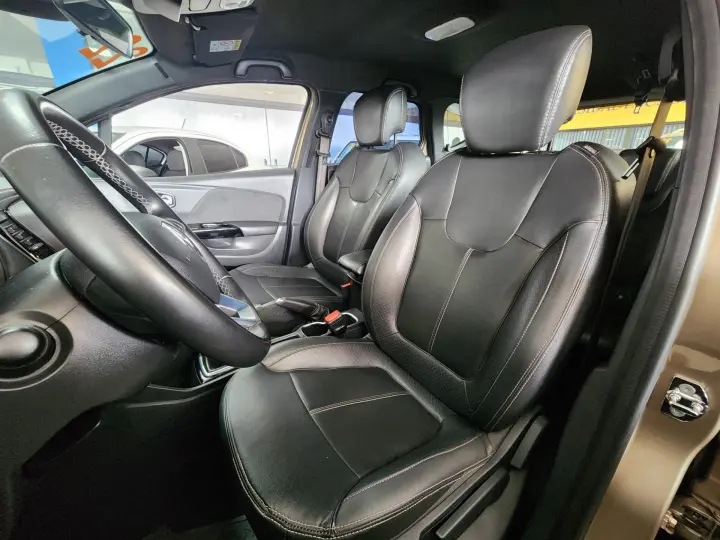 CAPTUR Intense 1.3 TB 16V Flex 5p Aut.