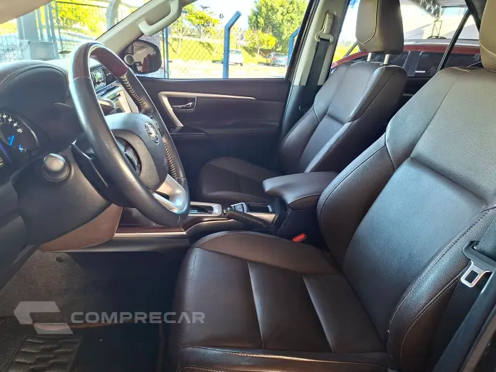 Hilux Sw4 2.8 Srx 4X4 7 Lugares 16V Turbo Intercooler Diesel