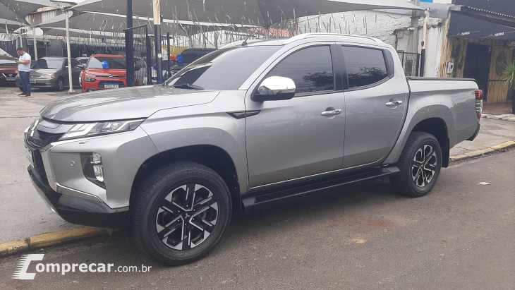 L200 TRITON 2.4 16V Turbo Sport Hpe-s CD 4X4