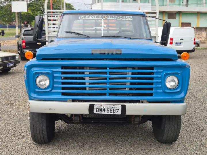 F-600 Modelo sem Versão