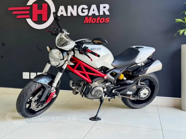 MONSTER 796