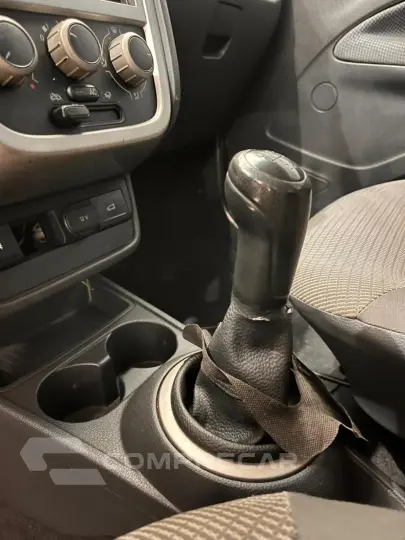 VOYAGE 1.6/1.6 City  Mi Total Flex 8V 4p