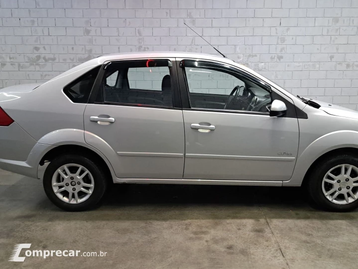 Fiesta 1.0 Mpi Sedan 8V Flex 4P Manual