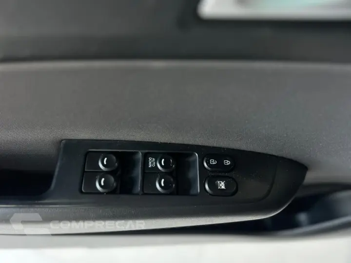 HB20S 1.6 COMFORT PLUS 16V FLEX 4P AUTOMÁTICO