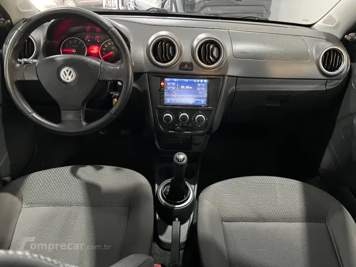 VOYAGE 1.6/1.6 City  Mi Total Flex 8V 4p