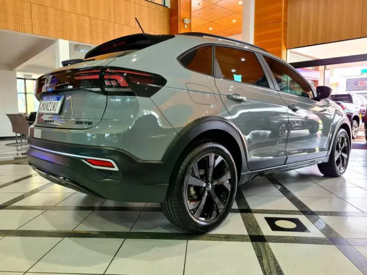 NIVUS LAUNCHING ED. 1.0 200 TSI FLEX AUT