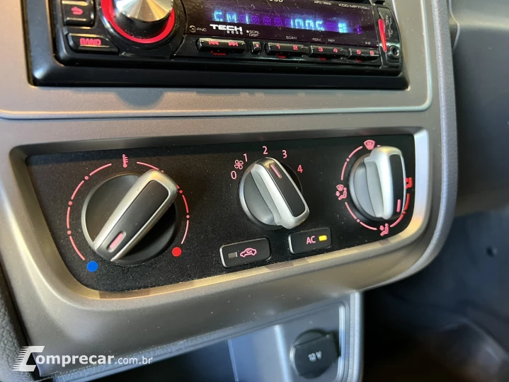 VOYAGE 1.6 MI TREND 8V FLEX 4P MANUAL