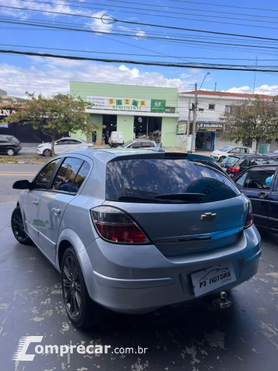 VECTRA 2.0 MPFI GT Hatch 8V