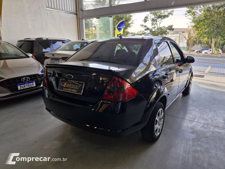 FIESTA 1.6 MPI CLASS SEDAN 8V FLEX 4P MANUAL