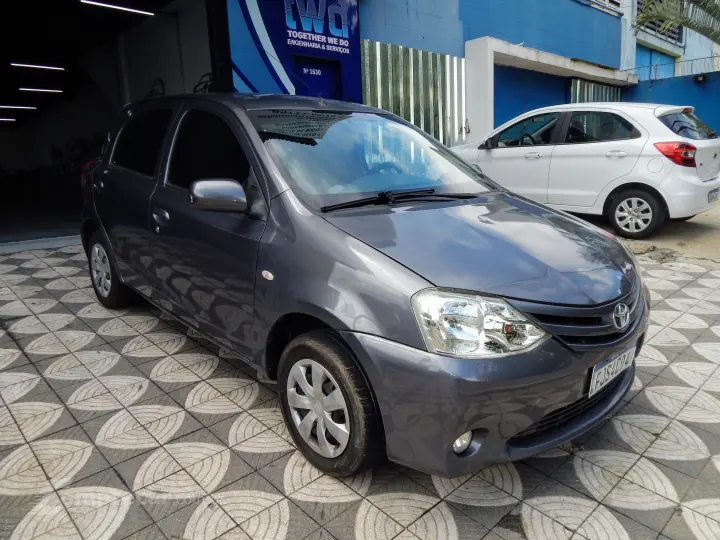 ETIOS 1.3 XS 16V
