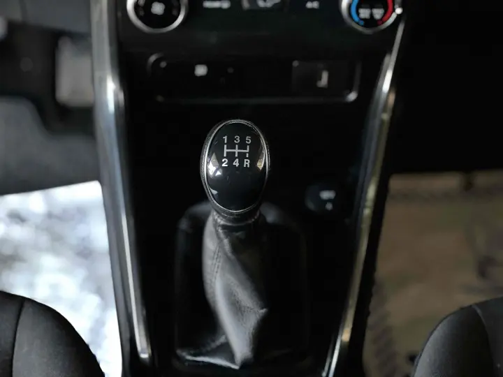ECOSPORT 1.5 TI-VCT FLEX SE MANUAL