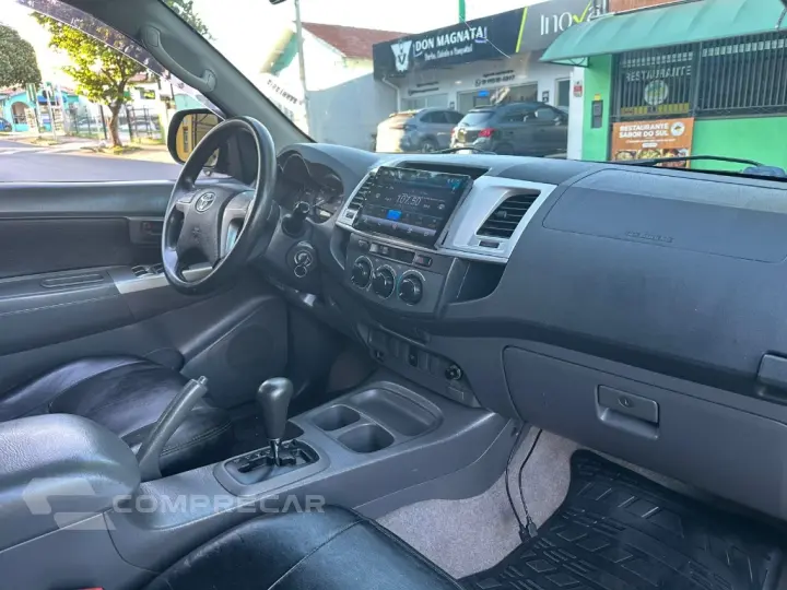 Hilux CD SR 4x2 2.7 16V/2.7 Flex Aut.