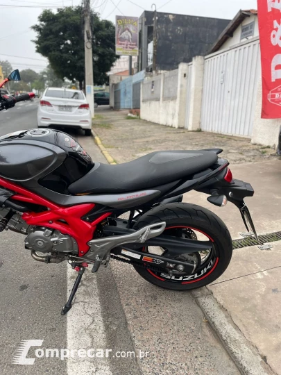 GLADIUS 650