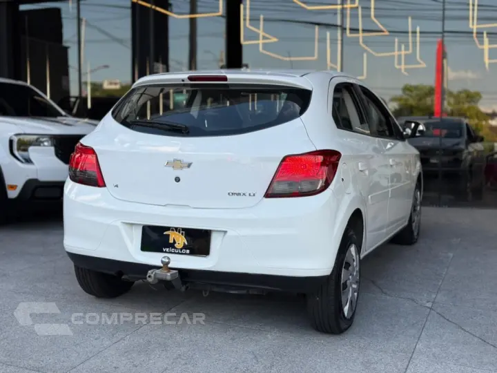 ONIX 1.4 MPFI LT 8V FLEX 4P MANUAL