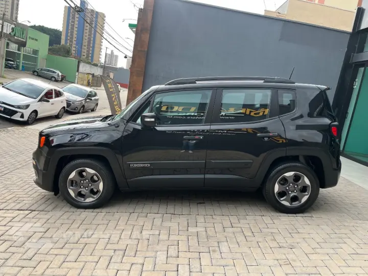 Renegade 1.8 4x2 Flex 16V Aut.
