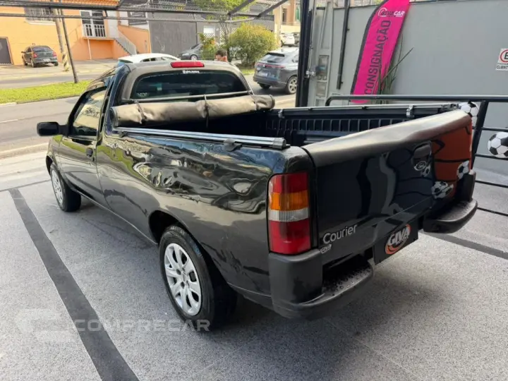 Courier 1.6 L/ 1.6 Flex