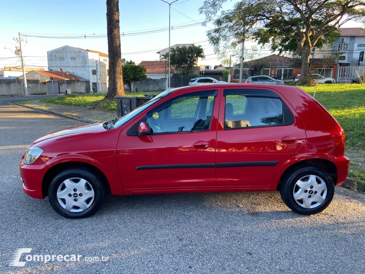 CELTA 1.0 MPFI LT 8V