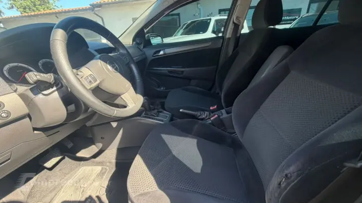 Vectra Hatch 2.0 4P FLEX GT