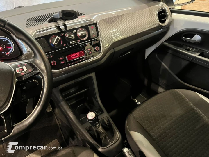 Cross UP 1.0 12V 4P TSI FLEX