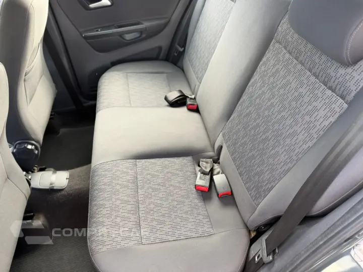 Fox 1.6 Mi I MOTION Total Flex 8V 5p