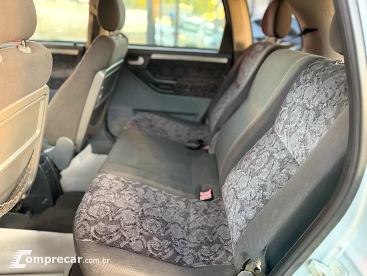 MERIVA 1.4 MPFI Maxx 8V