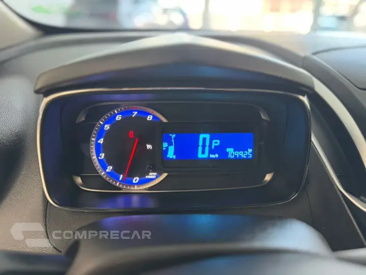 TRACKER 1.8 MPFI LT 4X2 16V FLEX 4P AUTOMÁTICO