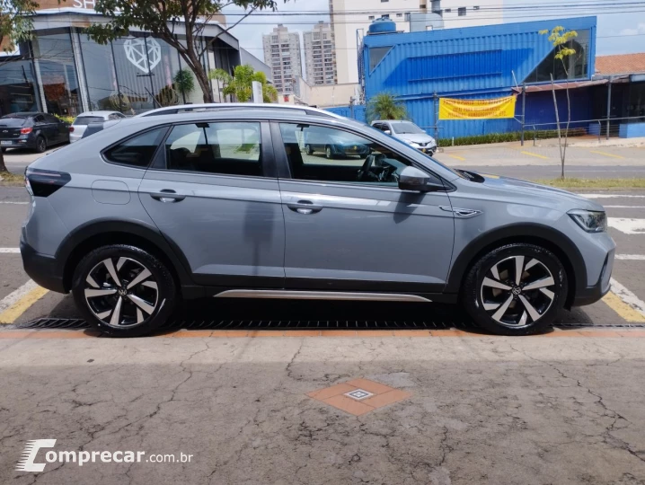 Nivus 1.0 4P FLEX 200 TSI HIGHLINE TURBO AUTOMÁTICO