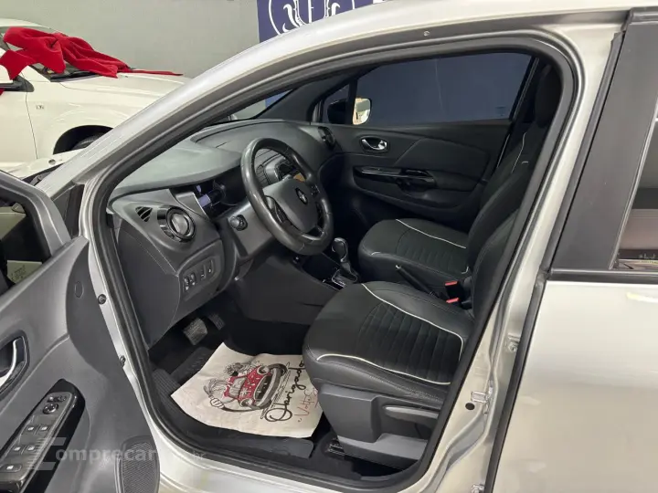 CAPTUR Intense 2.0 16V Flex 5p Aut.