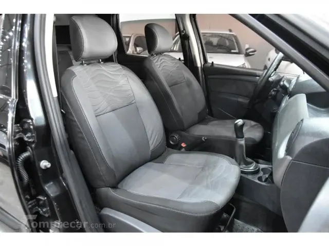 DUSTER - 1.6 4X2 16V 4P MANUAL