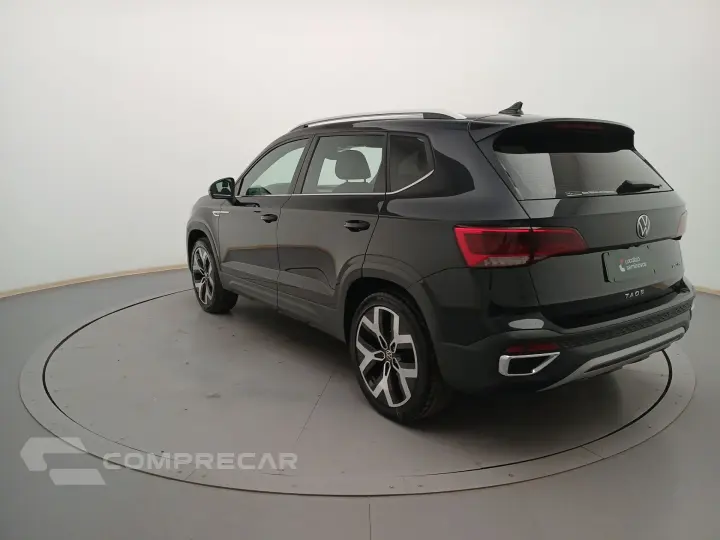 TAOS 1.4 250 TSI TOTAL FLEX HIGHLINE AUTOMÁTICO