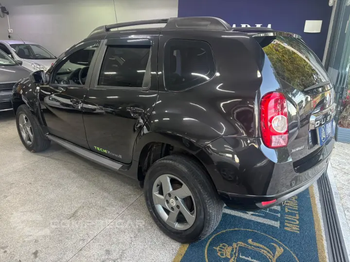 DUSTER TECHROAD 2.0 Hi-Flex 16V Aut.