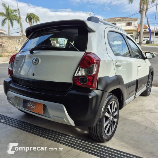 ETIOS CROSS 1.5 Flex 16V 5p Mec.