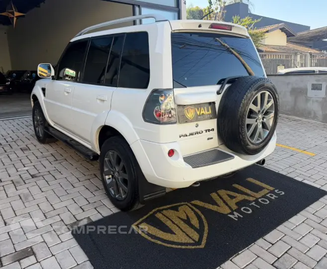 Pajero TR4 2.0 Flex 16V 4X2 Aut.