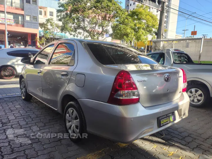 ETIOS 1.5 X SEDAN 16V