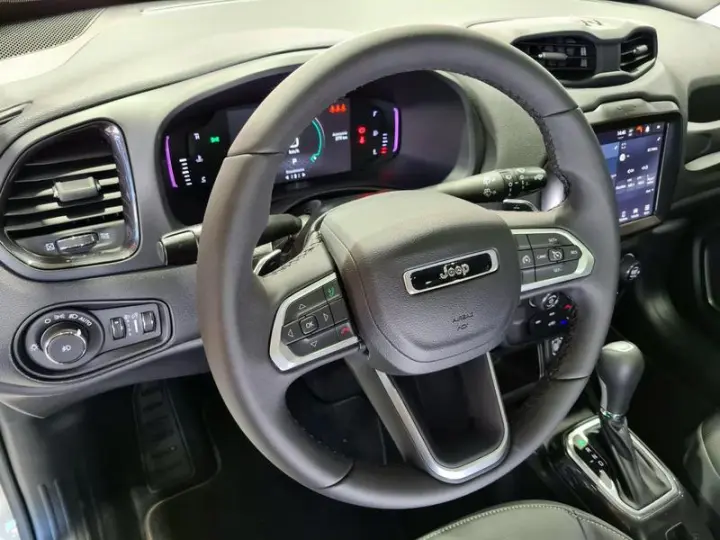 RENEGADE SAHARA T270