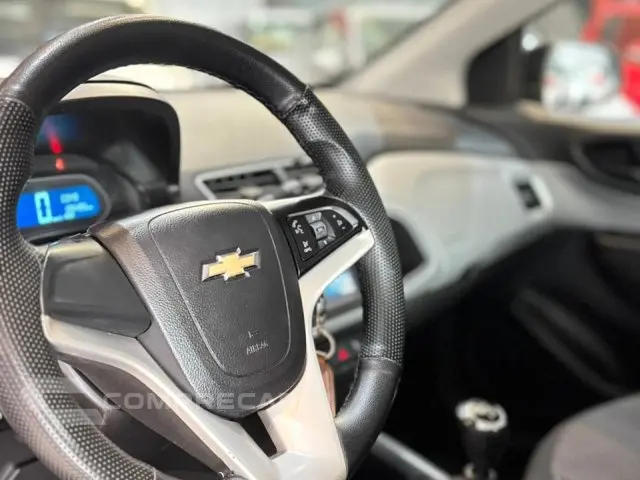 ONIX - 1.4 MPFI LT 8V 4P MANUAL