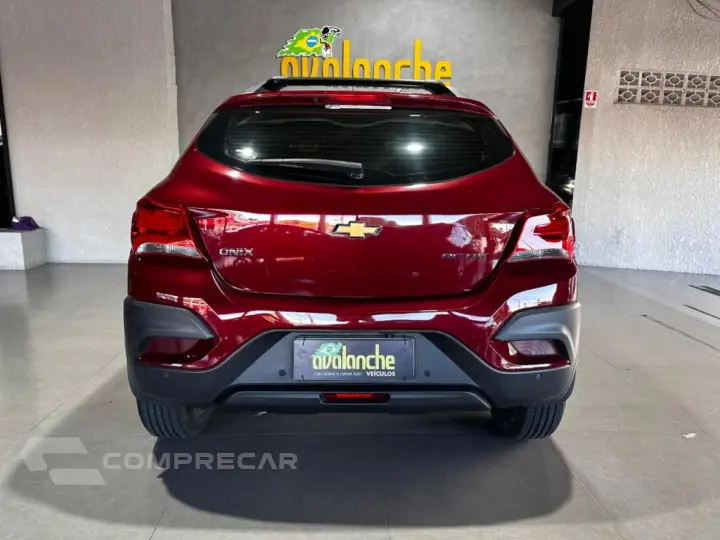 ONIX 1.4 MPFI ACTIV 8V FLEX 4P AUTOMÁTICO
