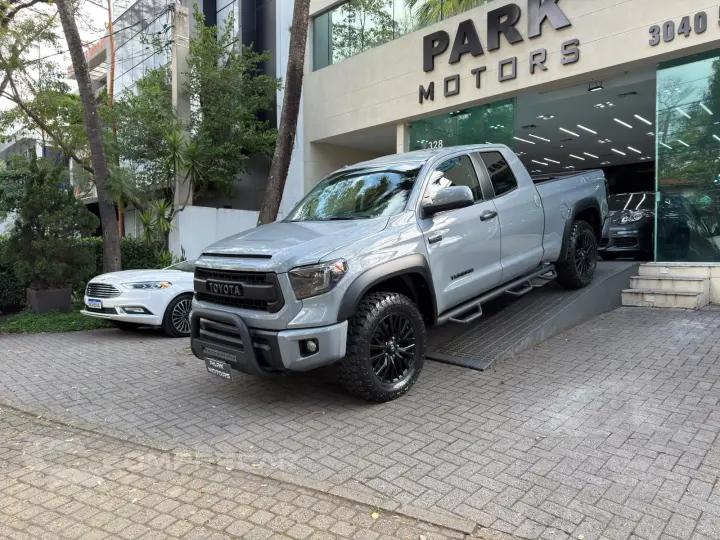 TUNDRA 5.7 TRD PRO 4X4 CD V8 32V