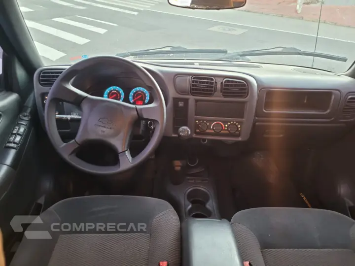 S10 2.4 MPFI RODEIO 4X2 CD 8V FLEX 4P MANUAL