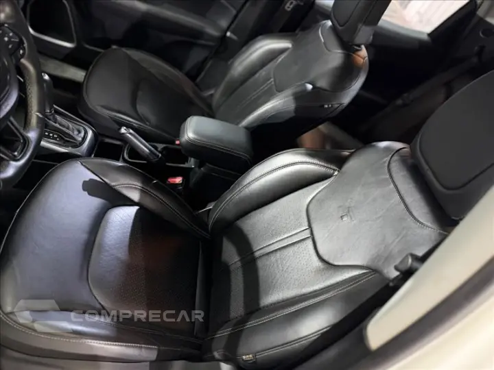 TORO 2.0 16V Turbo Volcano 4WD