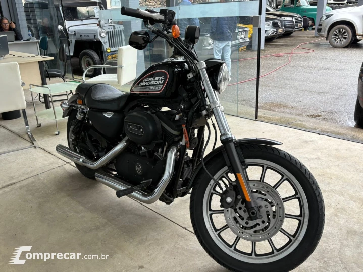 SPORTSTER XL 883 R