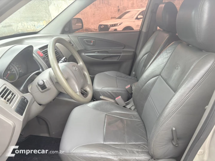 TUCSON 2.0 GL 2WD 16V