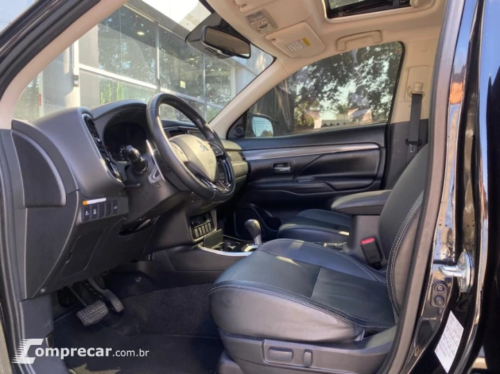 OUTLANDER 3.0 Mivec V6 Hpe-s AWD