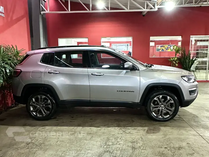 COMPASS 2.0 16V DIESEL LONGITUDE 4X4 AUTOMÁTICO