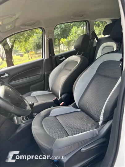 AIRCROSS 1.5 Live 8V