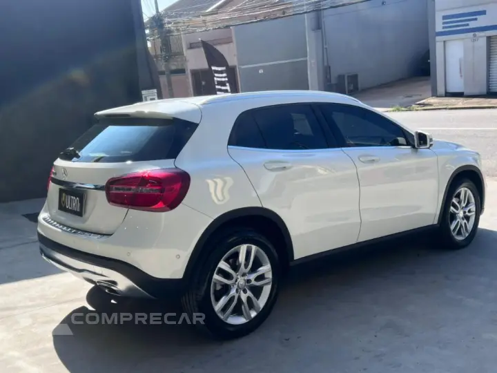 GLA 200 Advance 1.6/1.6 TB 16V Flex Aut.