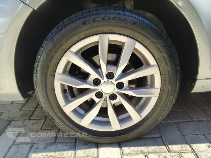 FOX 1.0 MI COMFORTLINE 8V FLEX 4P MANUAL