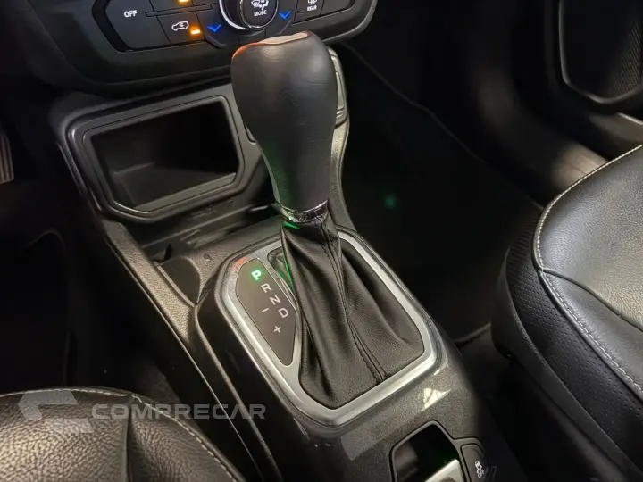 RENEGADE 1.3 T270 TURBO FLEX LONGITUDE AT6