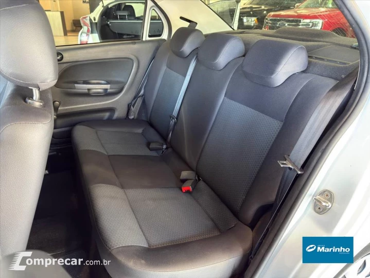 VOYAGE 1.0 12V MPI TOTALFLEX 4P MANUAL